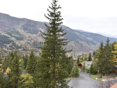 Meribel: Appartement 2 pieces, 5 pers, proche pistes et commerces - FR-1-180-94 in Meribel