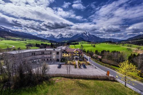 Landhotel Stockerwirt - Hotel - Vorderstoder