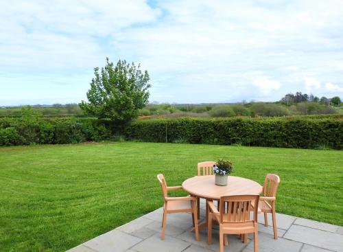 Meadow Cottage - image 12