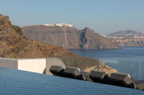 Hom Santorini