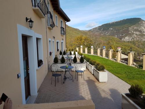 Létesítmények, Borgo Donna Teresa in Castel San Vincenzo