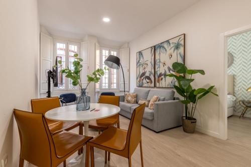 Deluxe Apartment room in Thyssen Boutique Apartments by Caleta Homes