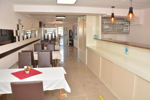 Hotel Paris 3