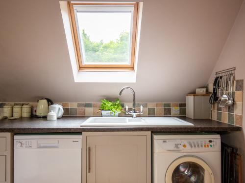 Jasmine Cottage - image 12