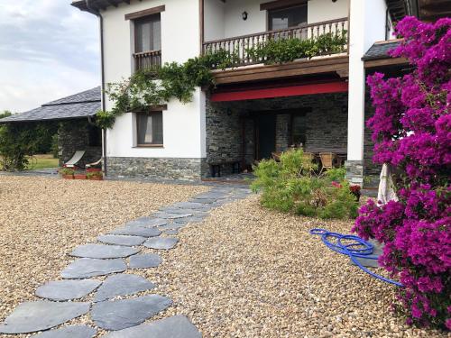  4 bedrooms house at Sabugo 600 m away from the beach with sea view and furnished terrace in Sabugo