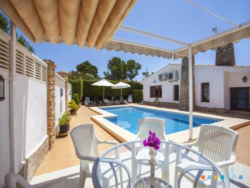 Three-Bedroom Villa room in VH CostaBlanca - FONDA