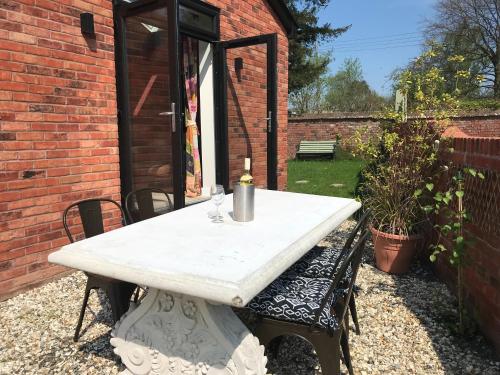 Delightful detached Cottage in Village Centre in Plymtree