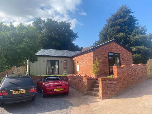 Delightful detached Cottage in Village Centre in Plymtree