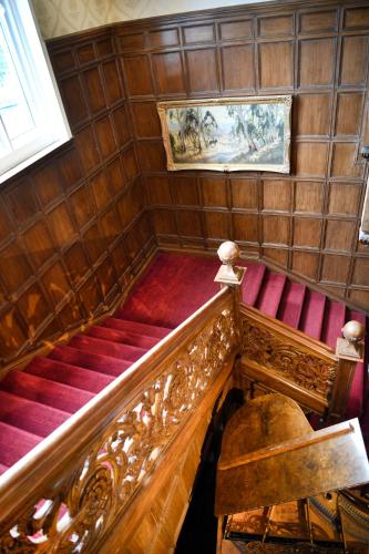 Warren House - image 12