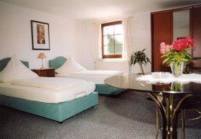 Hotel zum Nussbaum