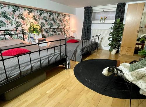 Guestroom, Exclusive villa AMS area in Hilversum