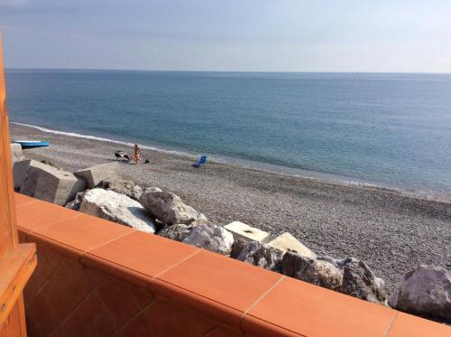 Villetta a 0 metri dal mare gîte à louer Calabre