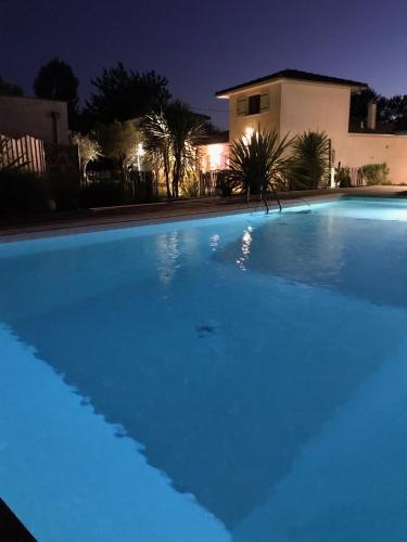 Accommodation in Saint-Sulpice-et-Cameyrac