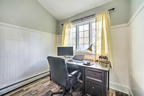 Family-Friendly Retreat with Hot Tub 1 Mi to Dtwn in Saratoga Springs, USA