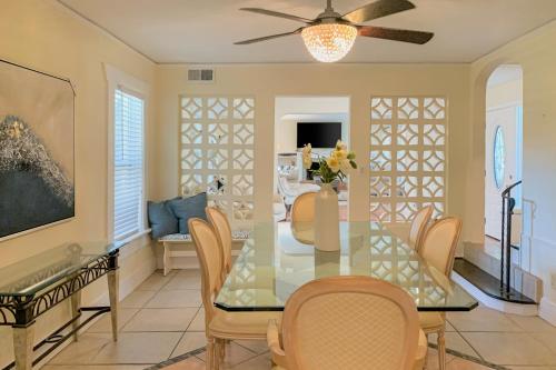 Central City Oasis in Bradenton, USA