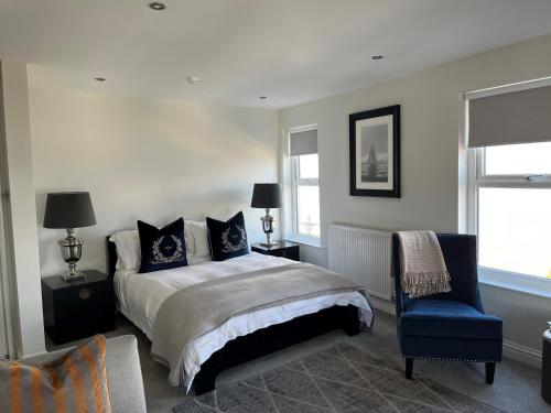 Seafront Luxury Apartment 3