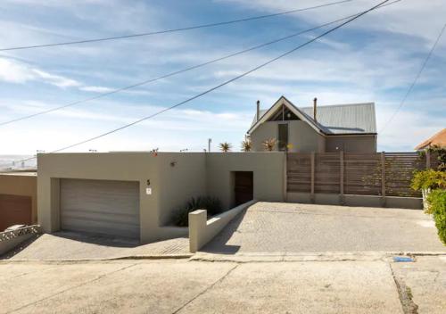 Seaview Apartment in Muizenberg