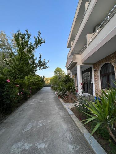 Red Rose Guest House - image 2