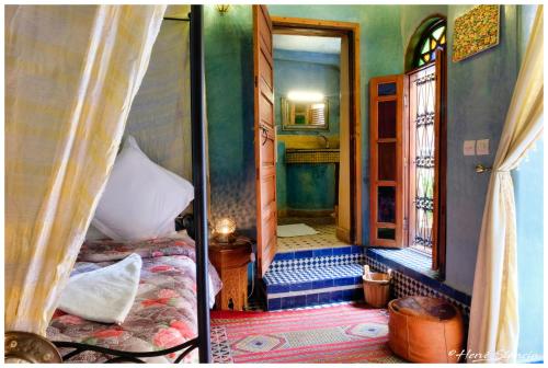 room detail thumbnail 0