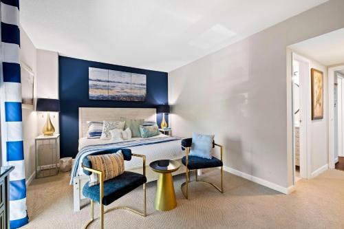 Resort-Style Condo Located in Harbour Town! - image 10