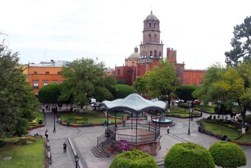 Hotel Plaza Queretaro Over view