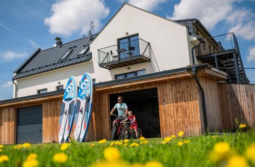 Olahraga dan Aktivitas, Dvě Zátoky Kovářov (Dve Zatoky Kovarov) in Frymburk