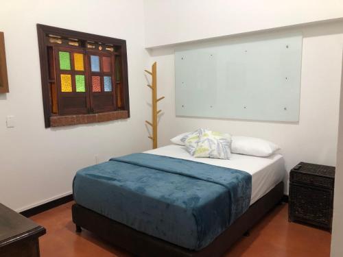 2 bedrooms, 4 beds