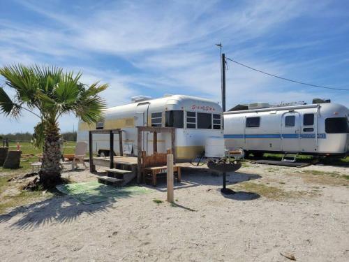 Maggie At The Beach - 1973 Vintage RV