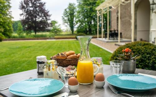 B&B Kasteel Wolfrath in Born