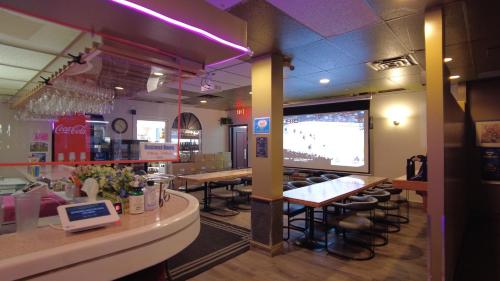 酒吧/高級酒吧, Sundre Motor Inn in 森德雷 (AB)