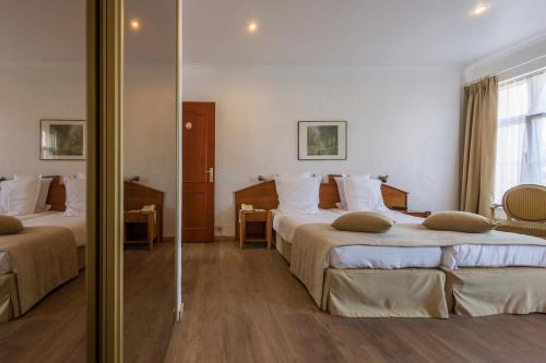 Hotel Geerts - image 12