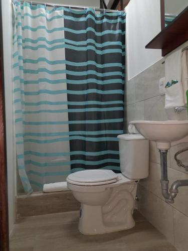 Queen Room image 2