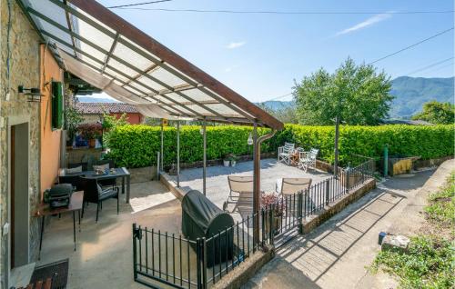  Amazing home in Cascio, Molazzana LU with 2 Bedrooms and WiFi in Molazzana