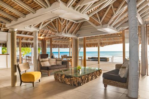 Moorea Island Beach Hotel in Moorea Island