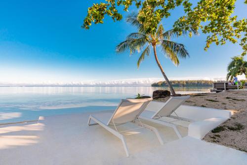 Moorea Island Beach Hotel 2