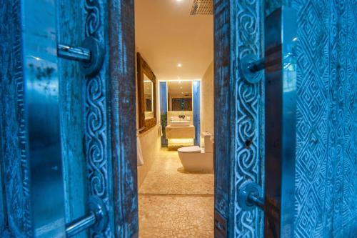 Aarna Haven Seminyak - image 4