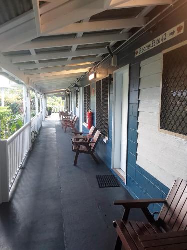 ทัศนียภาพภายนอกโรงแรม, Cooktown Motel in คุกทาวน์