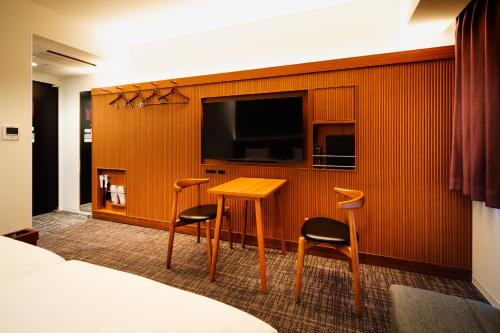 room detail thumbnail 1