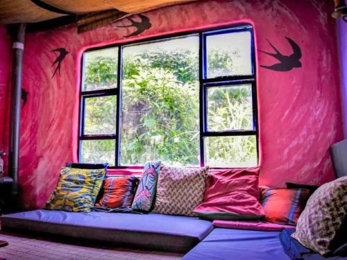 Koplietošanas atpūtas telpa ar TV, Bulungula Xhosa Community Lodge in Folokwe