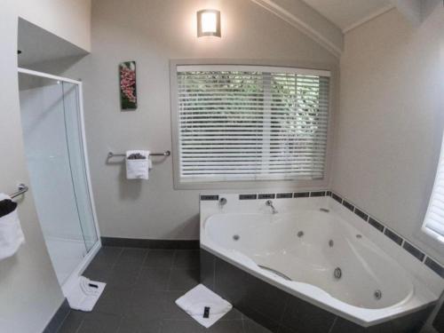 船錨度假小屋 (Anchor Lodge Resort) in 科羅曼德