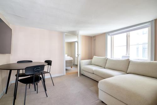 Balcony Apt - Copenhagen City Center 50m to the metro - main image
