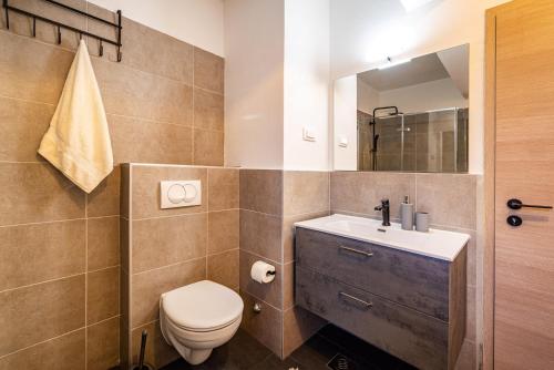Two-Bedroom Apartment image 8