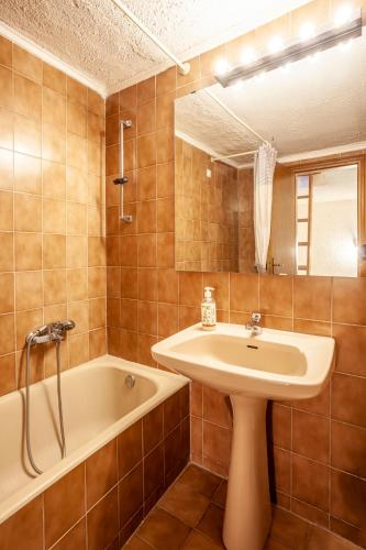 Amalia Luxury house in Elani beach 100m by the sea Amalia Luxury house in Elani beach 100m by the sea