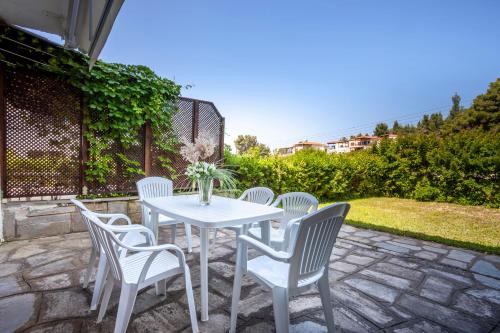 Amalia Luxury house in Elani beach 100m by the sea Amalia Luxury house in Elani beach 100m by the sea