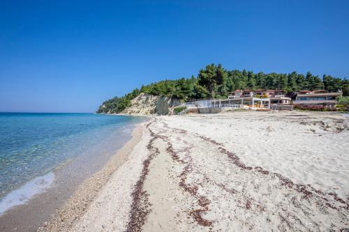 Amalia Luxury house in Elani beach 100m by the sea Amalia Luxury house in Elani beach 100m by the sea