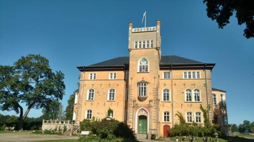 Börstorp Slott - Accommodation - Sjötorp