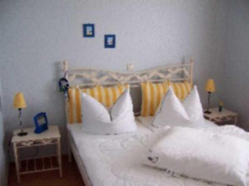 One-Bedroom Apartment with Balcony image 9