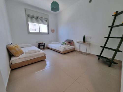 7th Floor, Acre (photo 6)