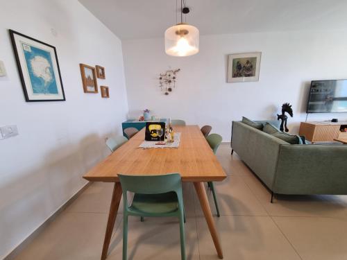 7th Floor, Acre (photo 8)