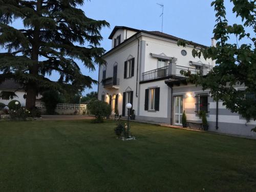 B&B Villa Prestigio - Accommodation - Novi Ligure